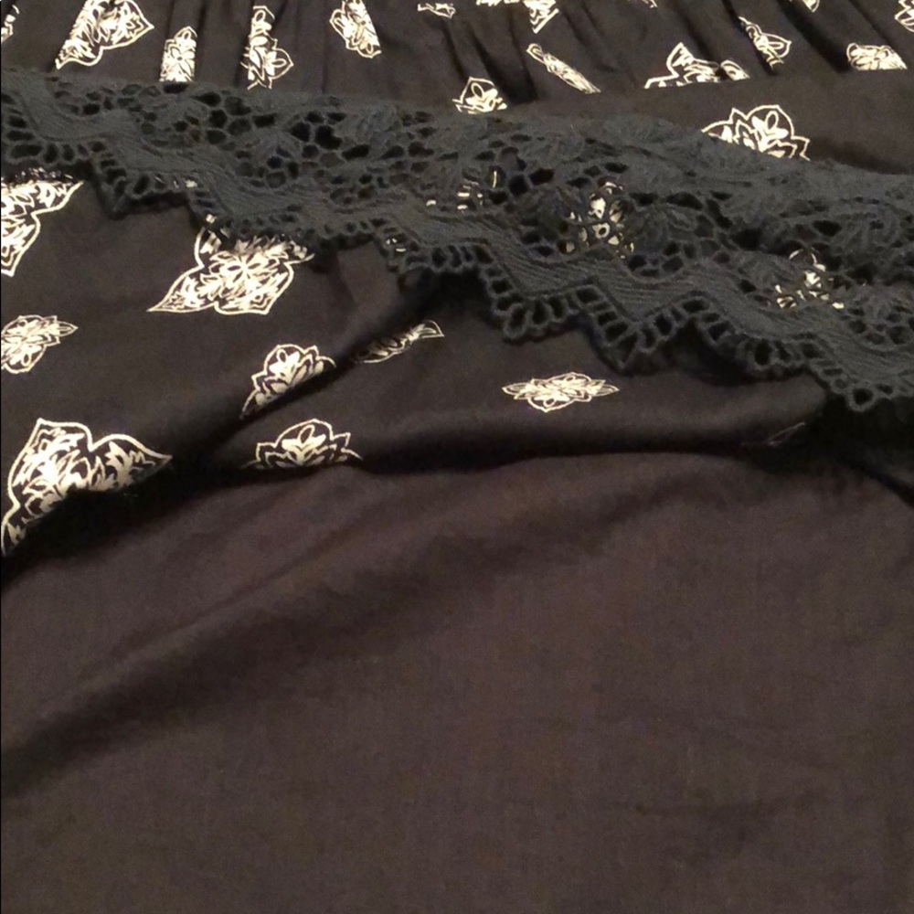 Elan Black and white print dress. - Picture 6 of 8